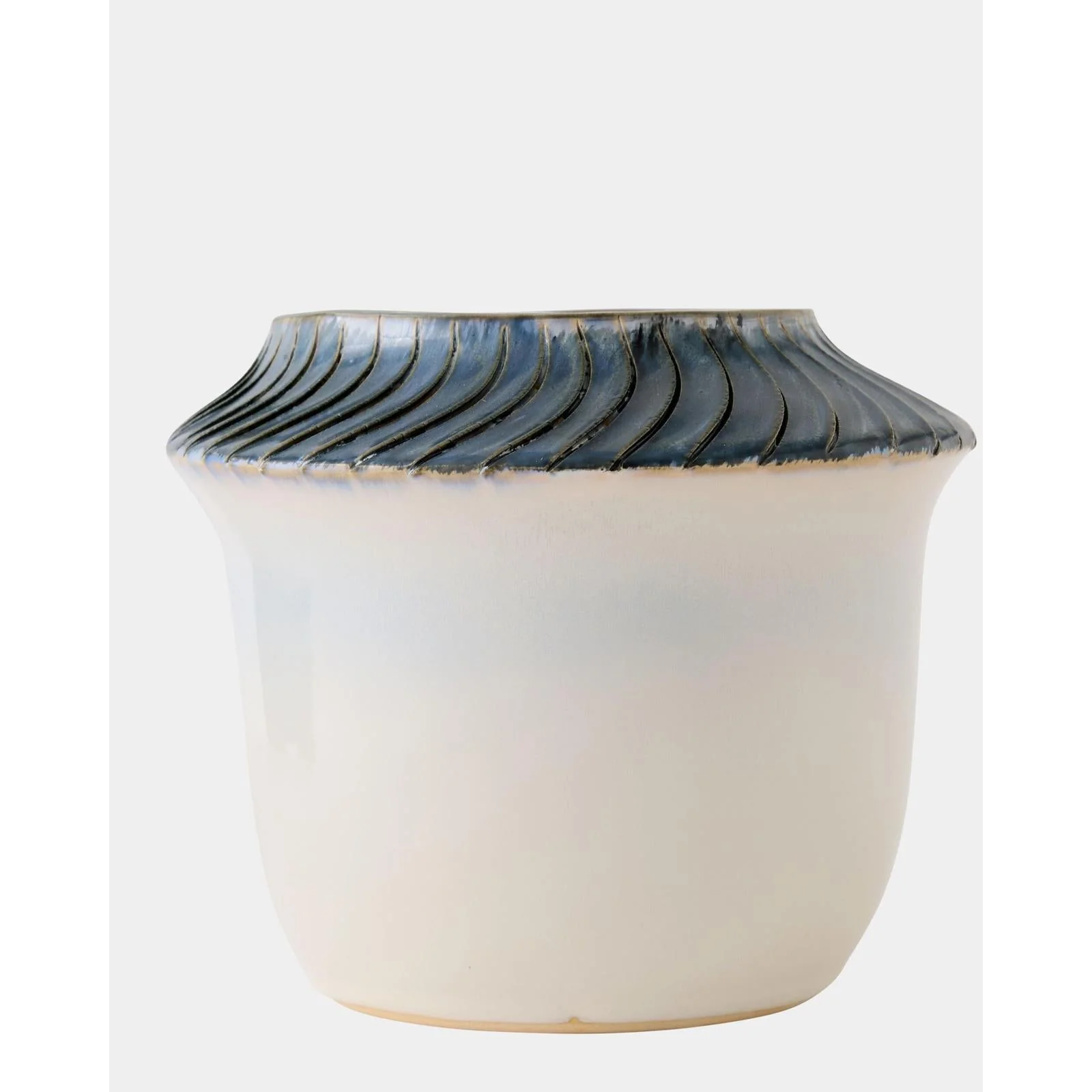 Global Views Aiden Etched Blue Rimed Vase - Image 4