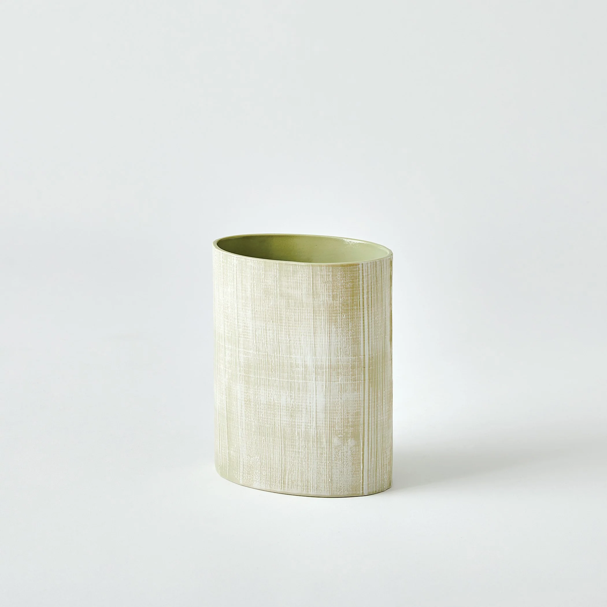 Global Views Celery Cross Hatch Vase