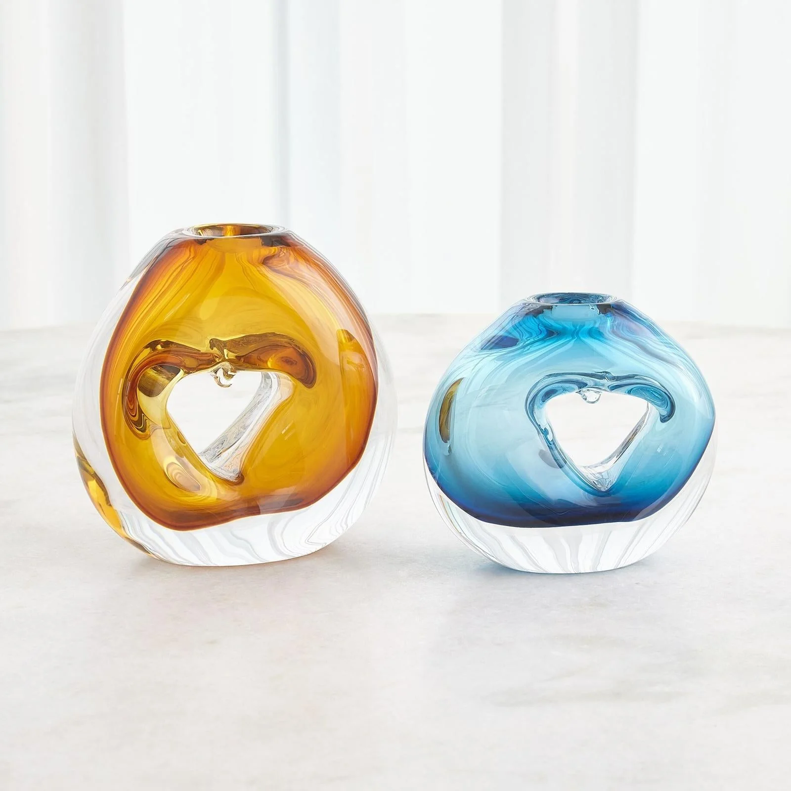 Global Views Lacuna Single Hole Glass Vase - Image 4