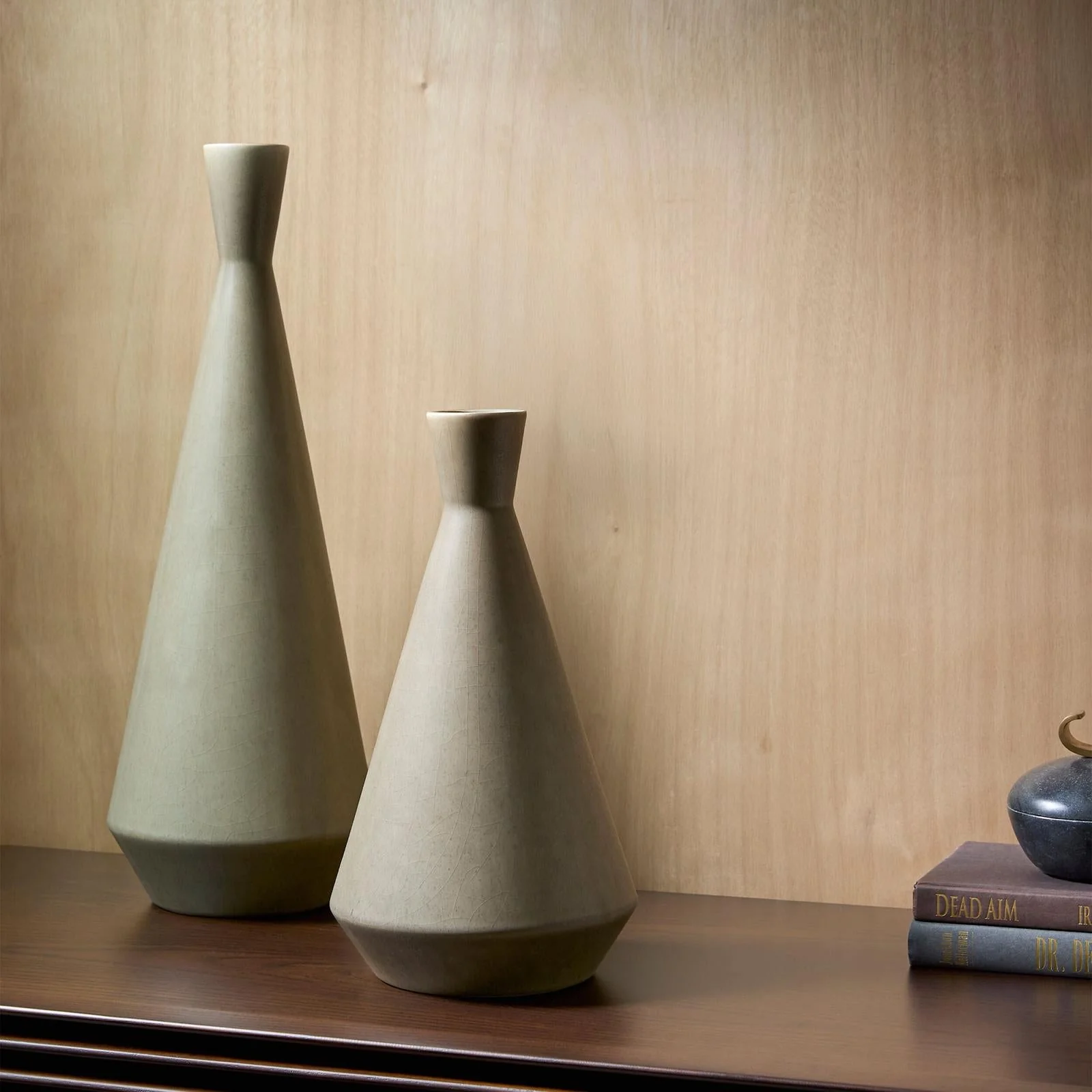 Global Views Modern Vase - Image 2