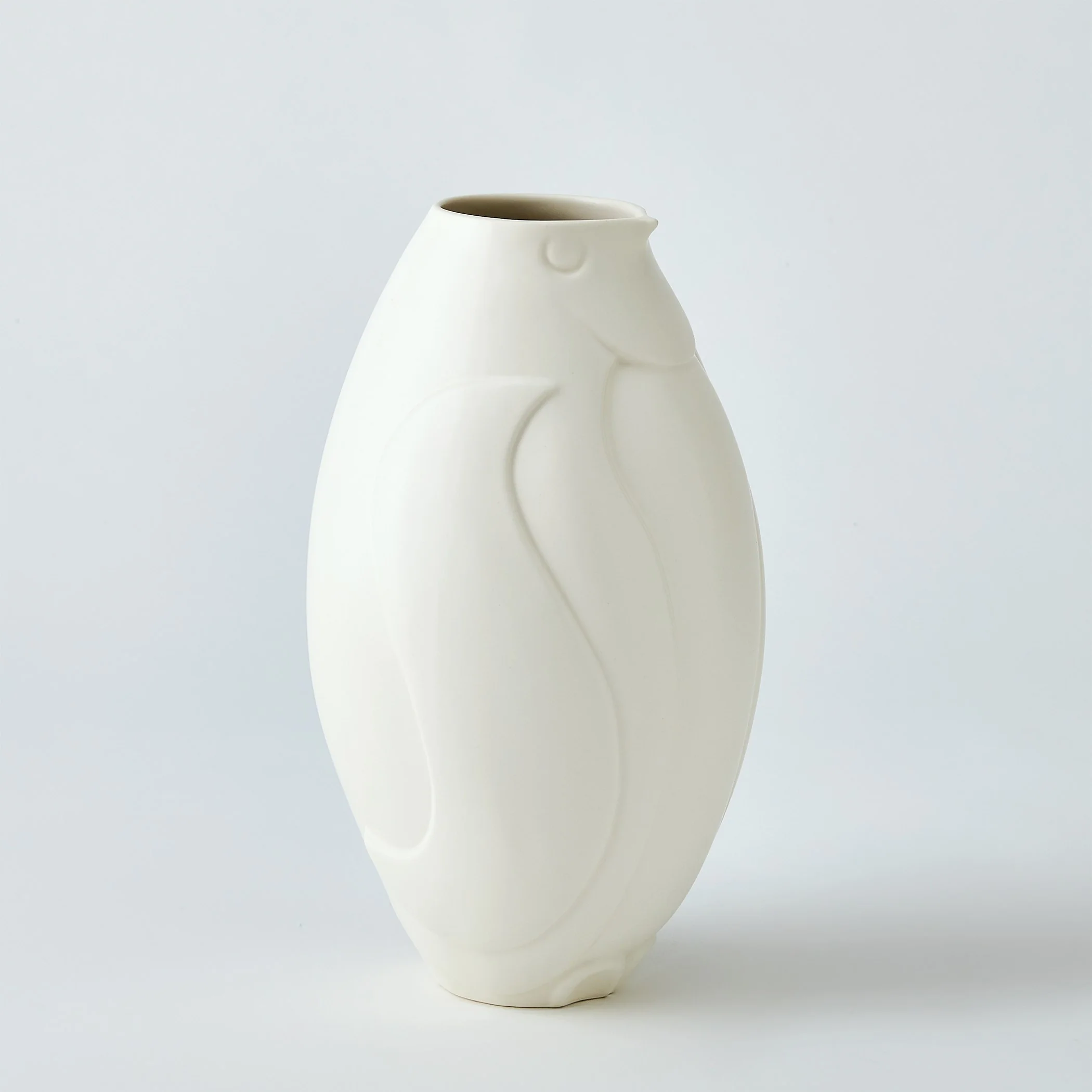 Global Views Penguin Vase