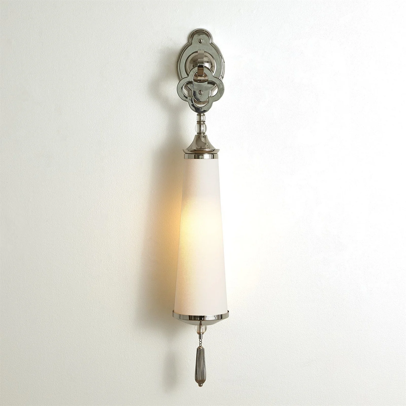 Global Views Hardwire Quatrefoil Sconce - Image 8