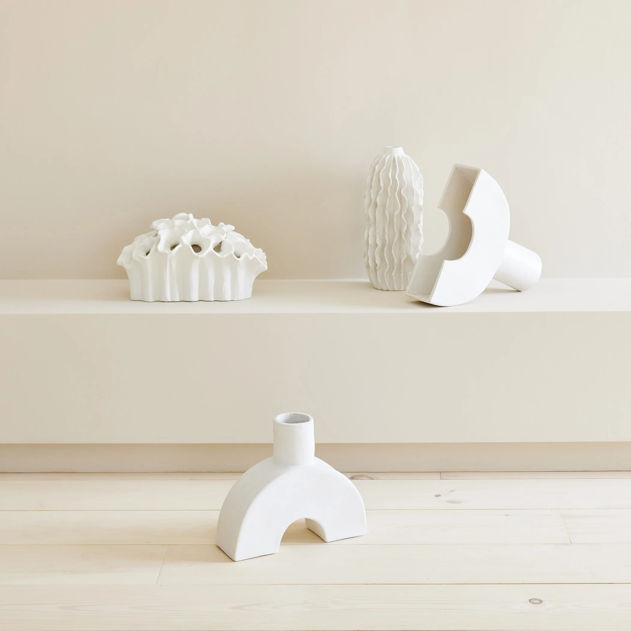 Global Views Matte White Sea Ribbons Vase - Image 5