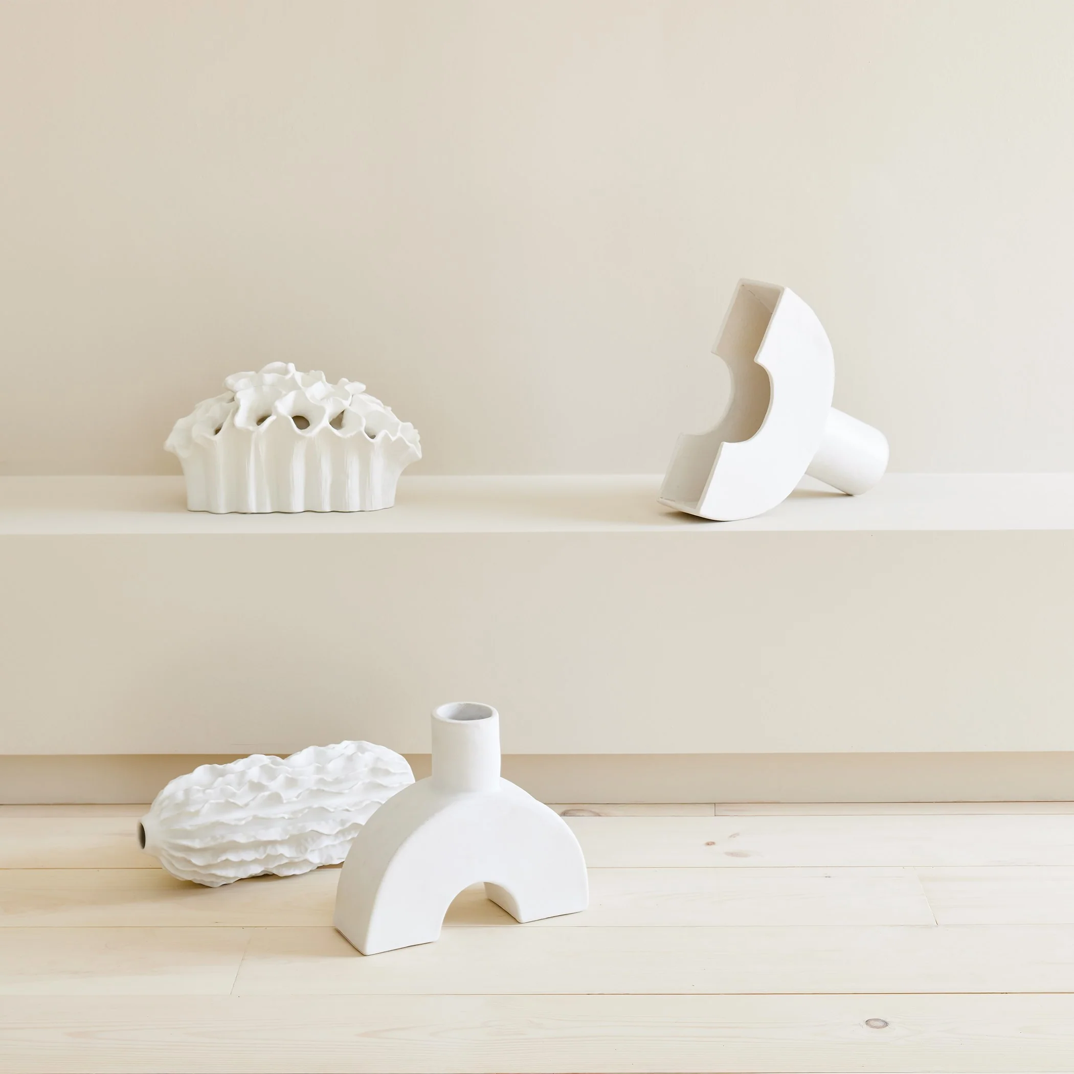 Global Views Matte White Sea Ribbons Vase - Image 6