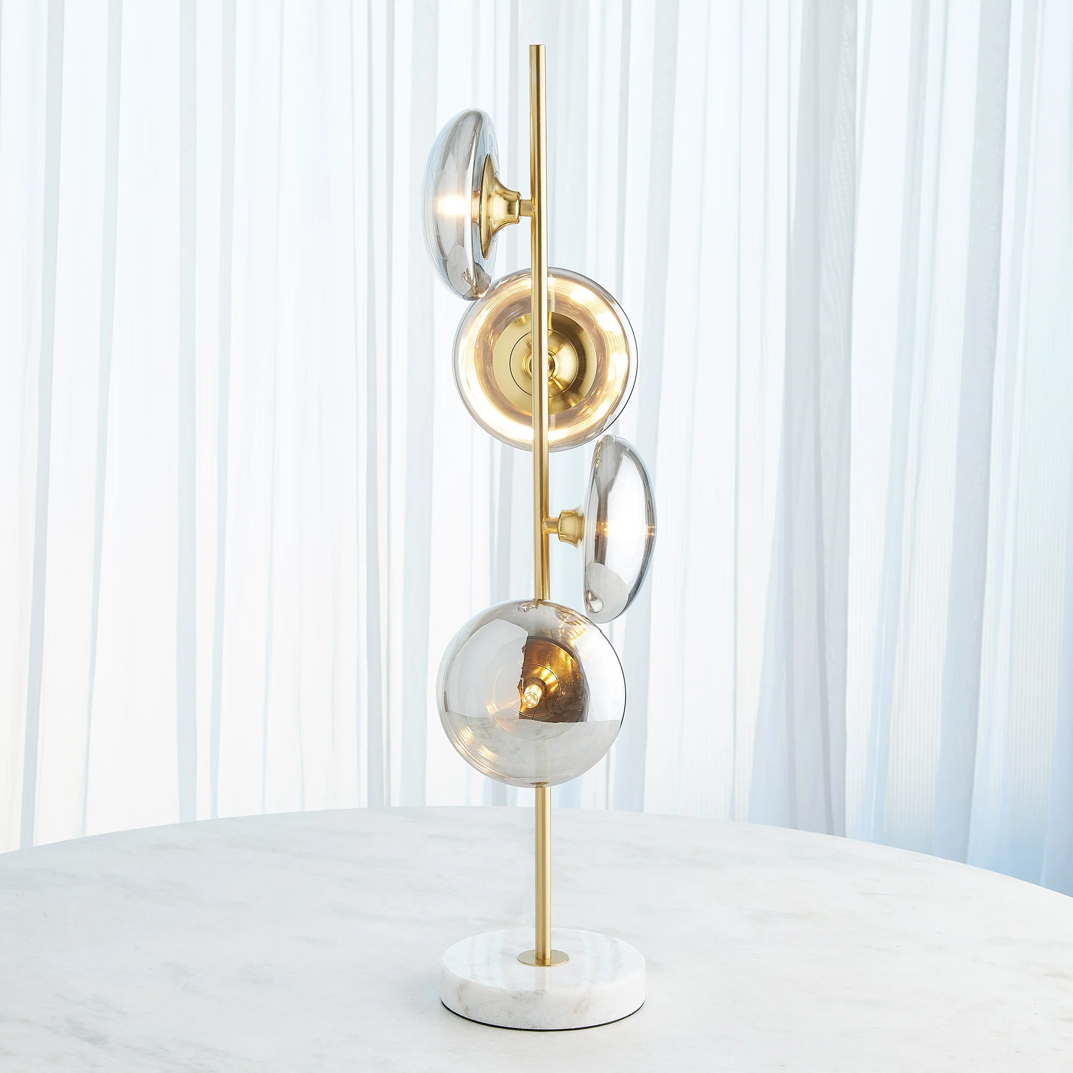 Global Views oke Brass Stellar Table Lamp - Image 10
