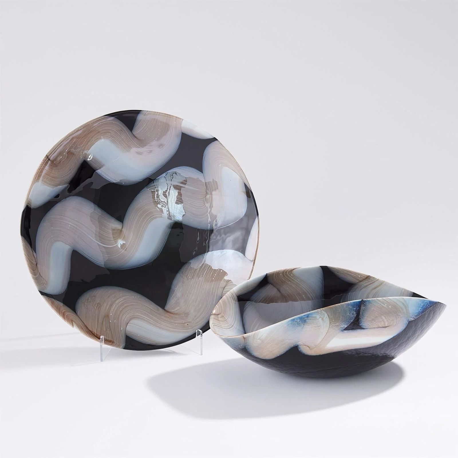 Global Views Swoon Black Beige Bowl and Charger - Image 11