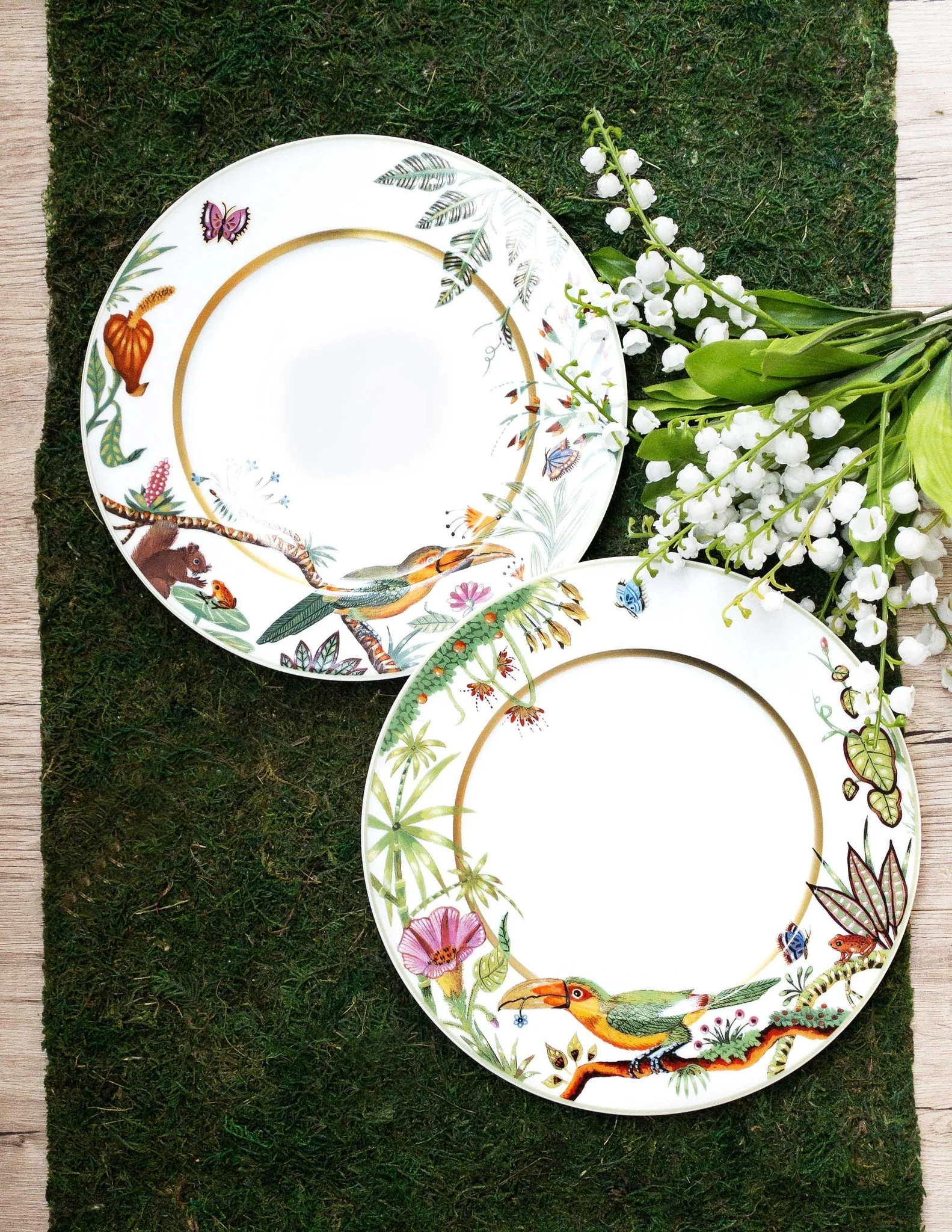 Haviland Alain Thomas Toucan Facing Left Dessert Plate - Image 2