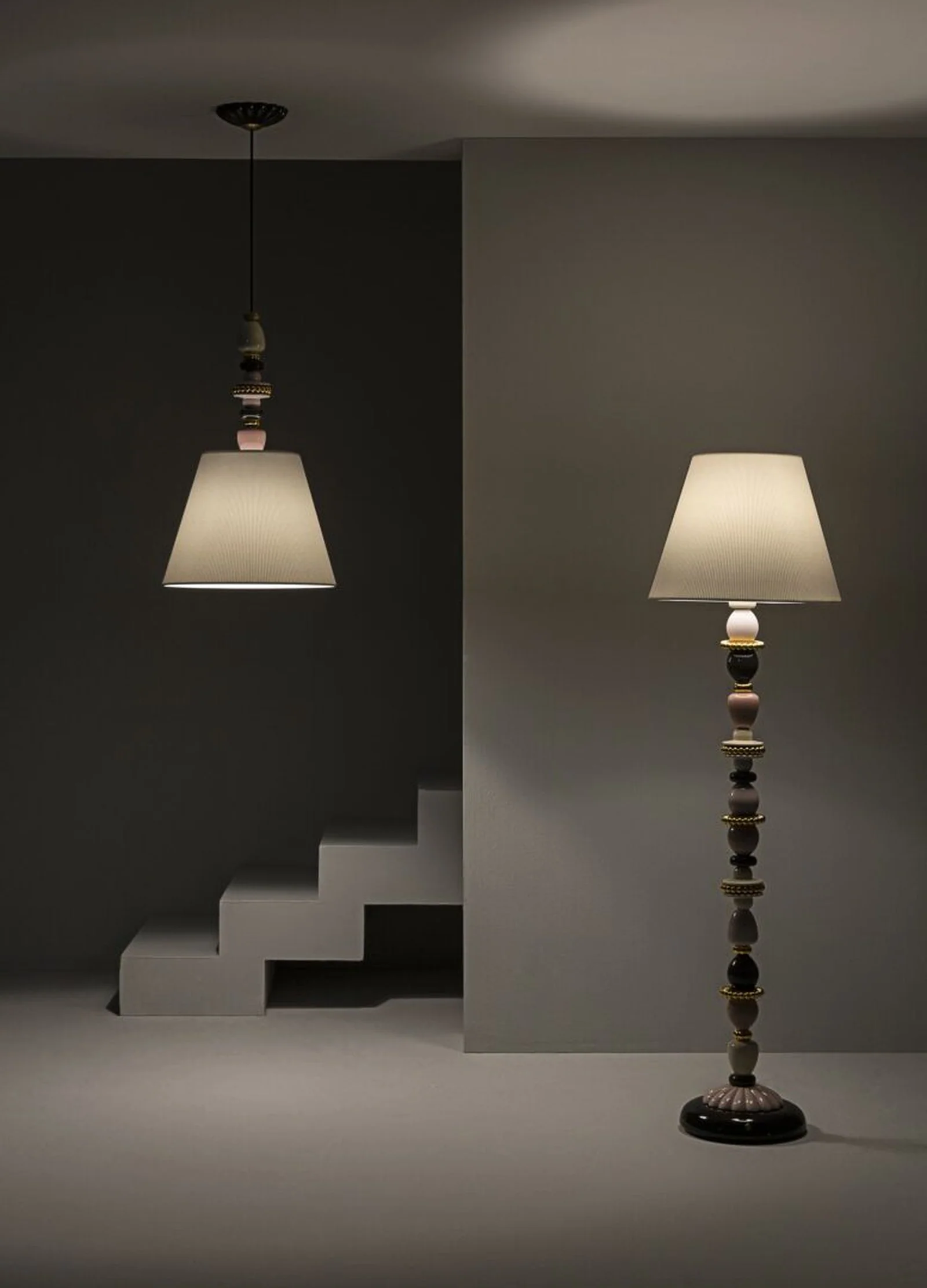 Lladro Firefly Floor Lamp Pink and Golden Luster (US) - Image 3