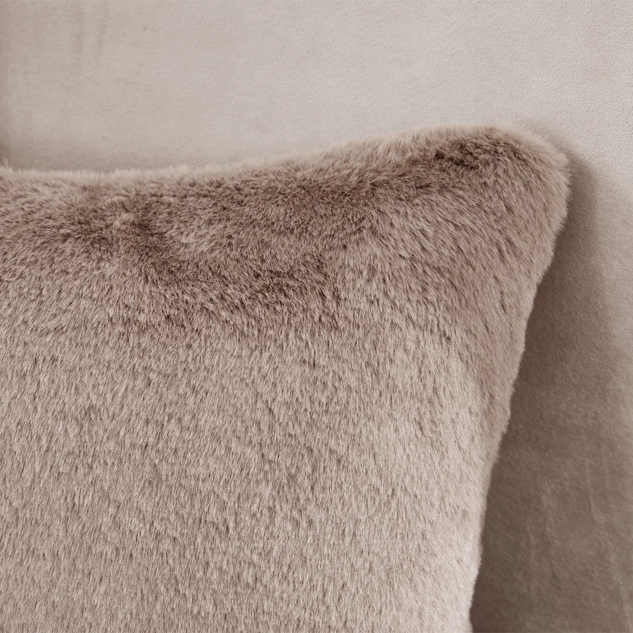 Michael Amini Camellia Field Caramel Accent Chair Ivory Caramel - Image 4