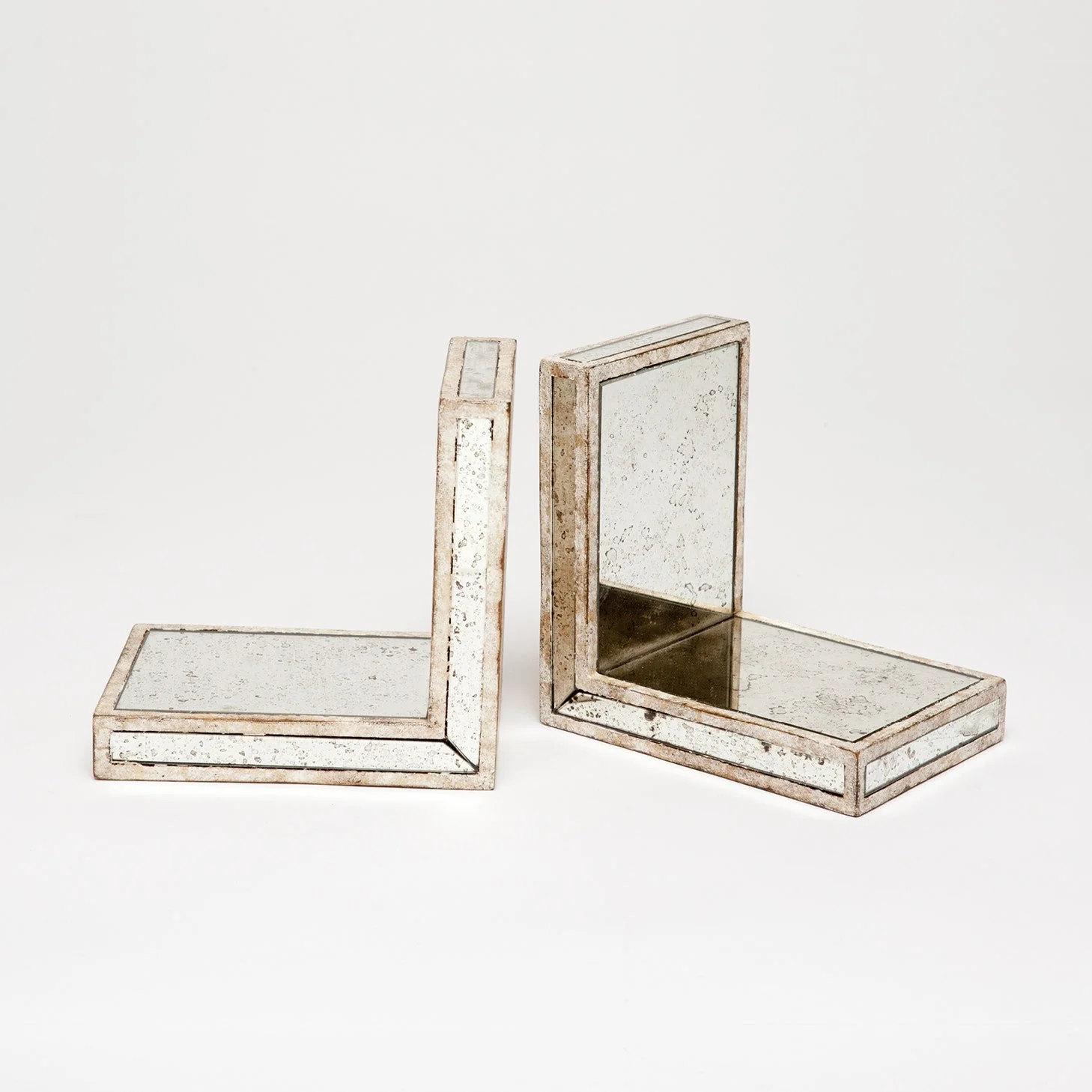 Vanda Bookend Set