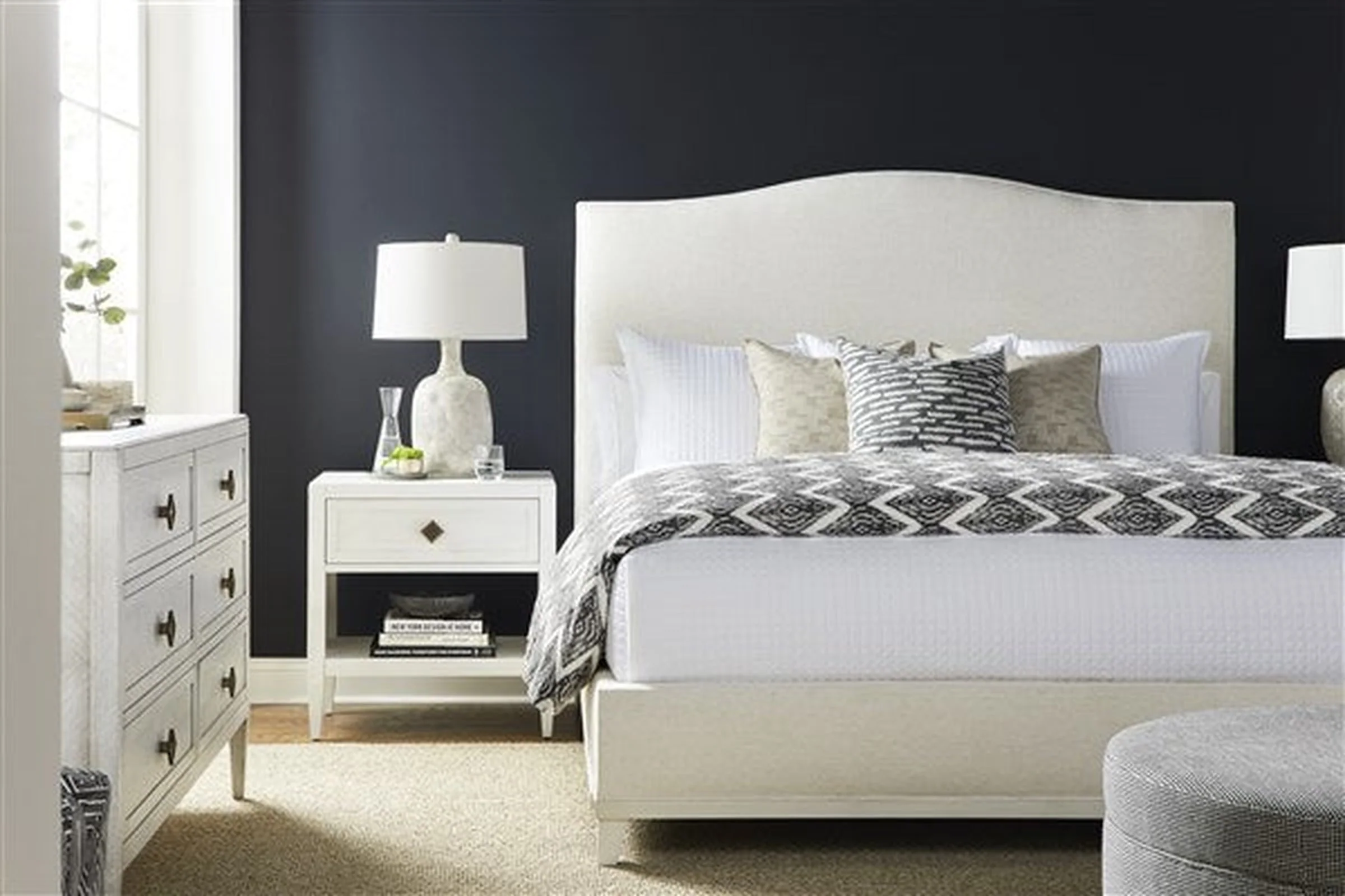 Vanguard Walt Nightstand - Image 7